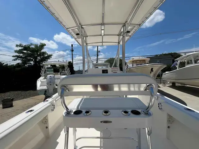 Cobia Boats 220 CC