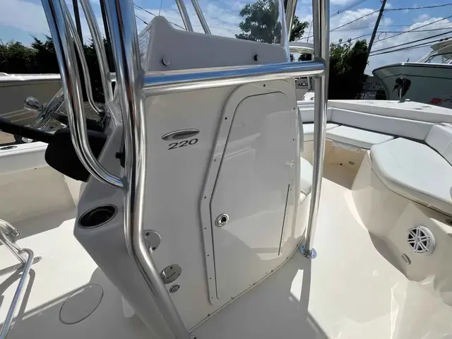 Cobia Boats 220 CC