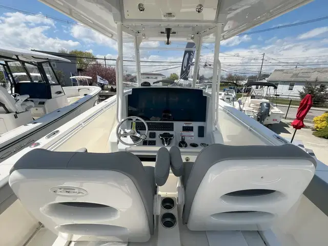 Cobia Boats 320 CC