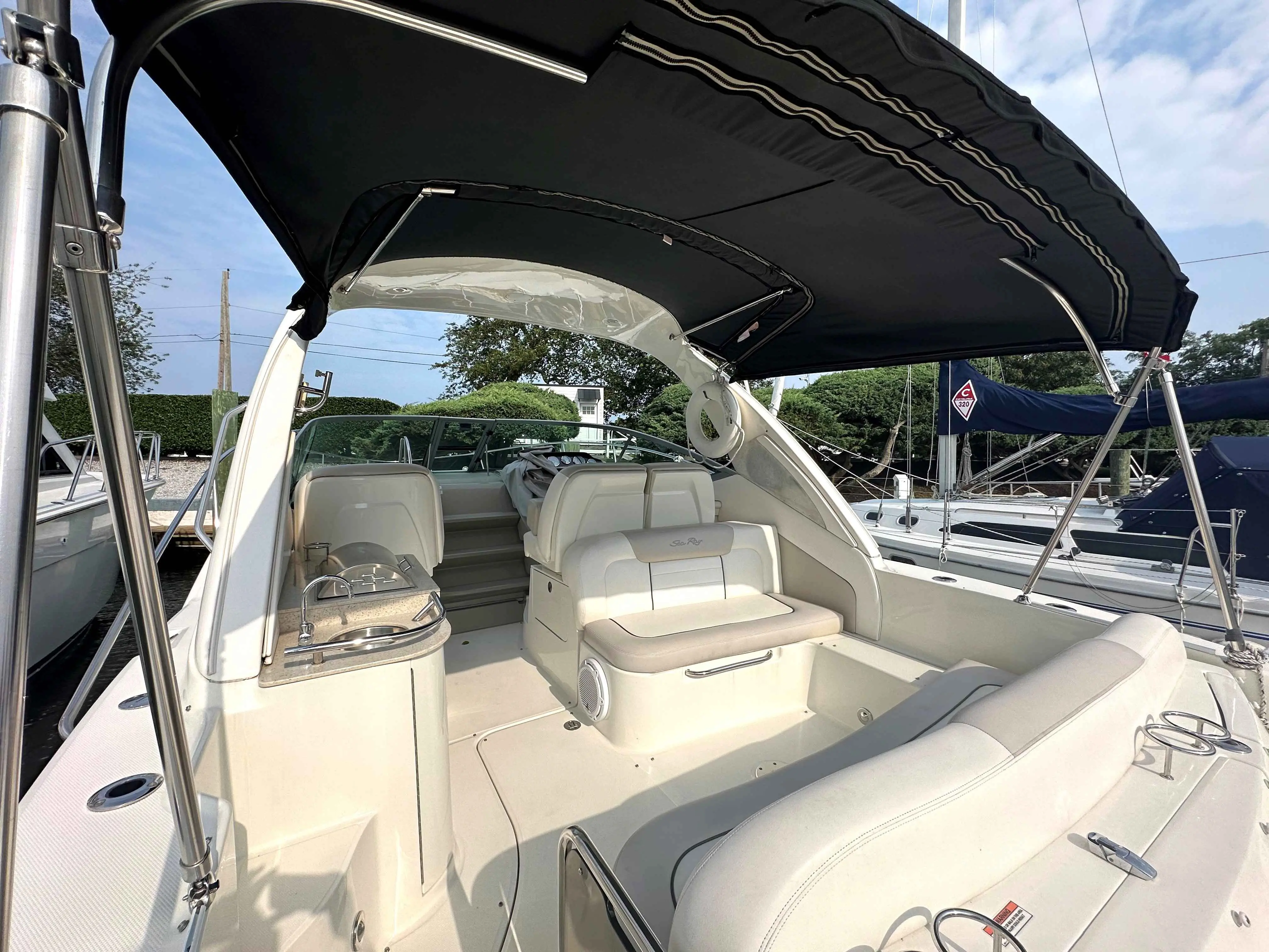 2010 Sea Ray sundancer 350