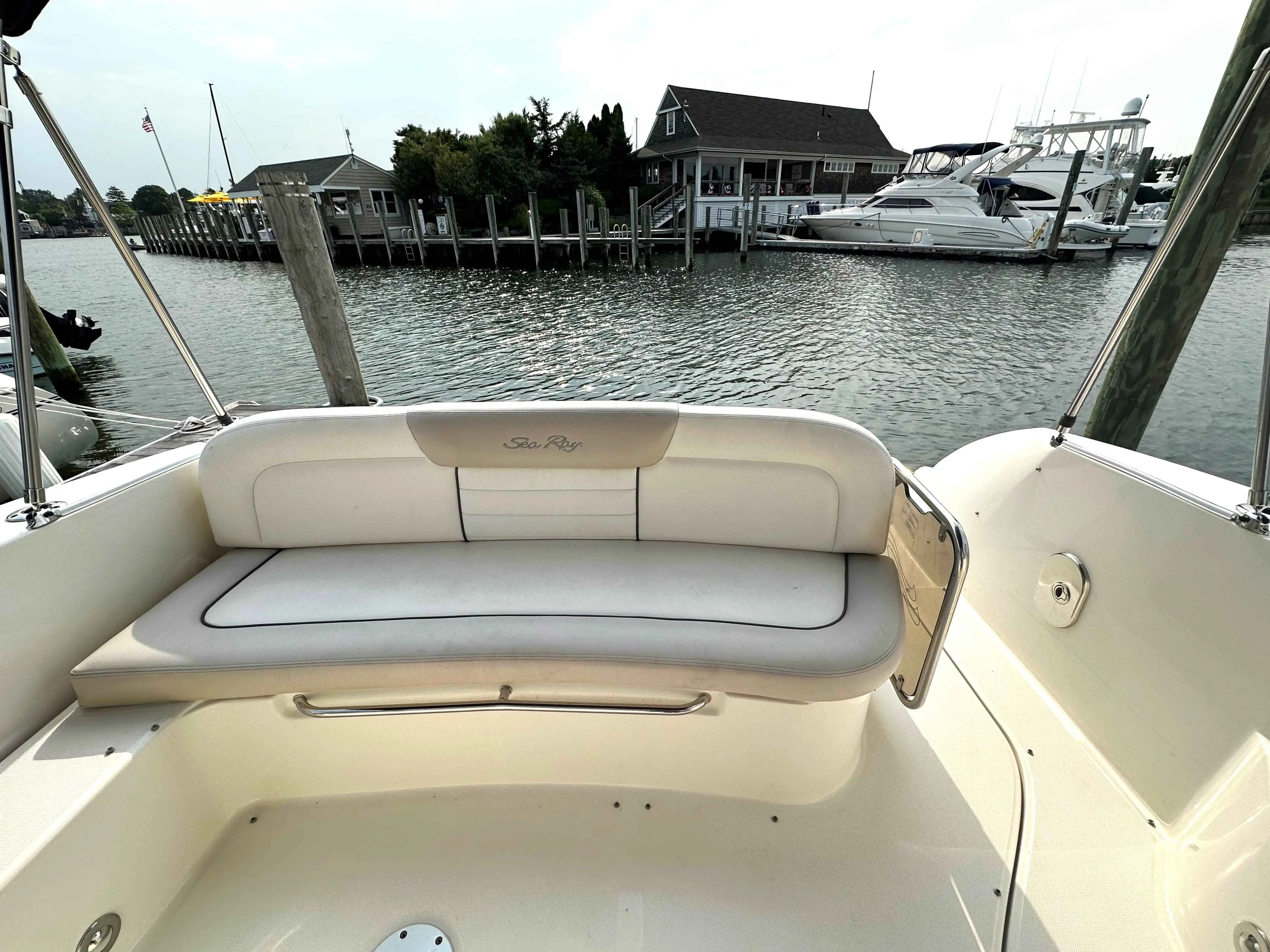 2010 Sea Ray sundancer 350