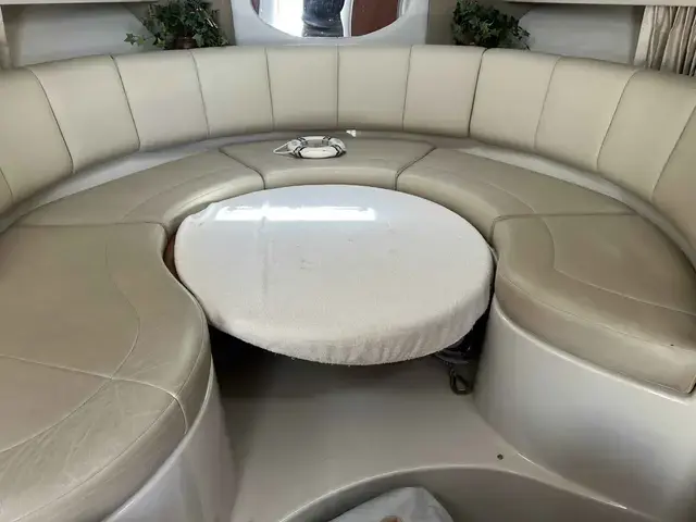 Chaparral 330 Signature