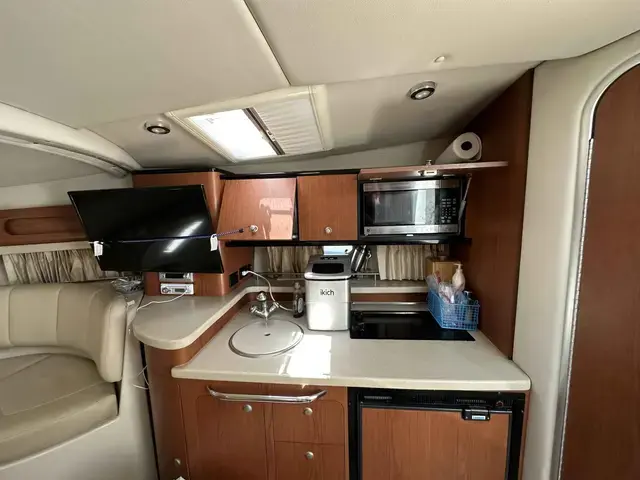 Chaparral 330 Signature