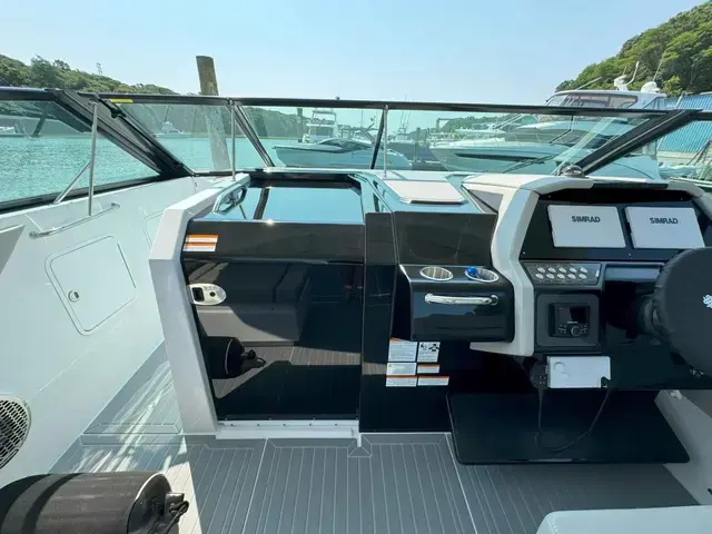 Cruisers Yachts 34 Gls Ob