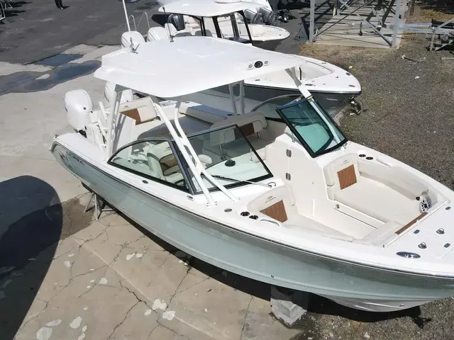 Cobia Boats 280 DC