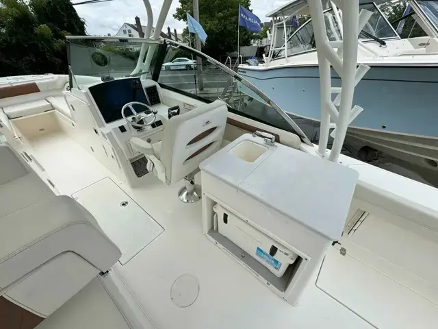 Cobia Boats 280 DC