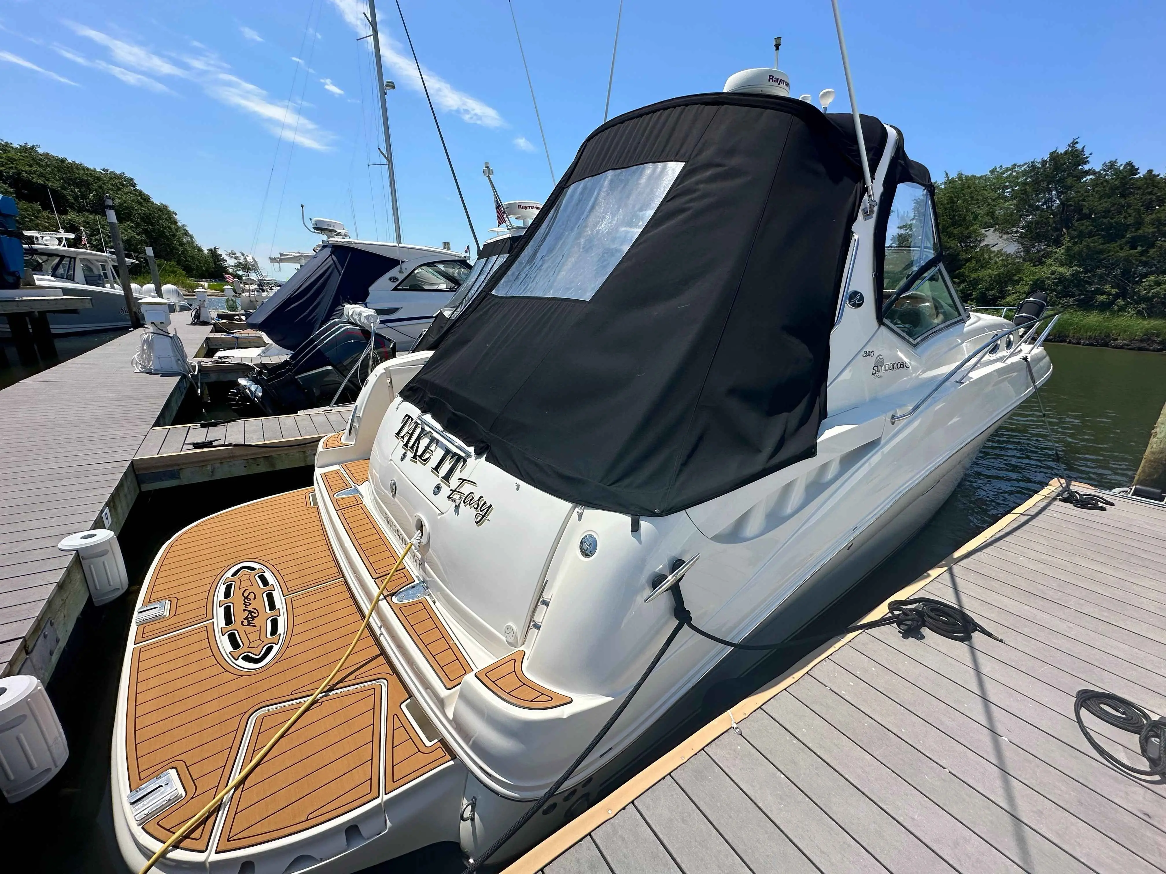 2006 Sea Ray sundancer 320