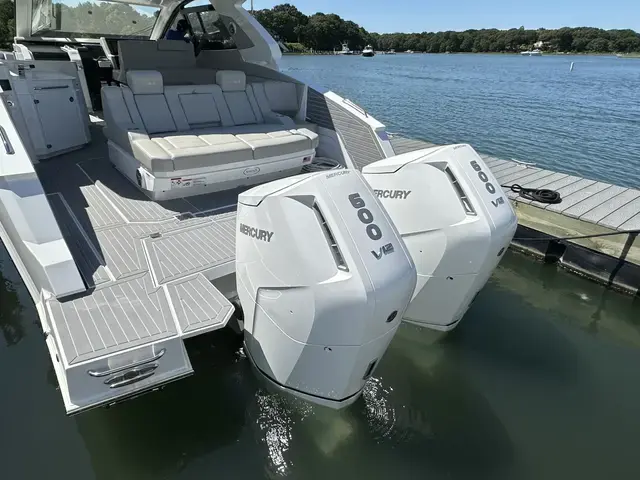 Cruisers Yachts 42 Gls - Ob