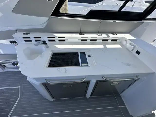 Cruisers Yachts 42 Gls - Ob