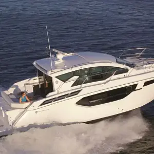 2024 Cruisers Yachts 42 Cantius