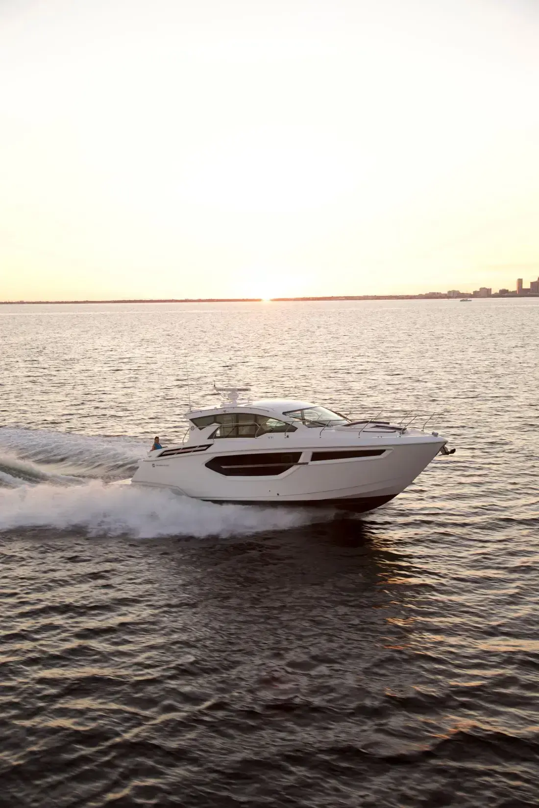 2024 Cruisers 42 cantius