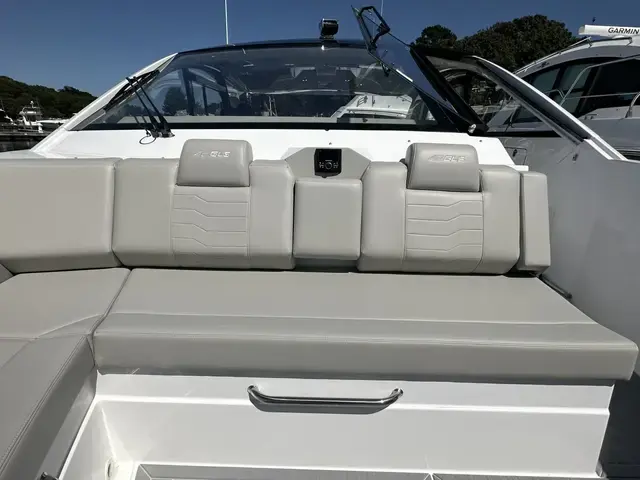 Cruisers Yachts 42 Gls - Ob