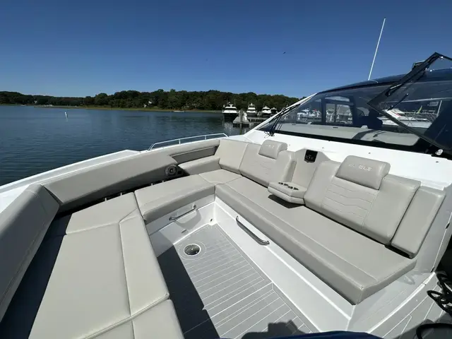 Cruisers Yachts 42 Gls - Ob