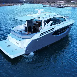 2023 Cruisers Yachts 42 Cantius