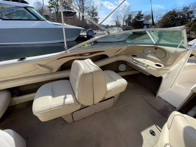 Sea Ray 210 Signature