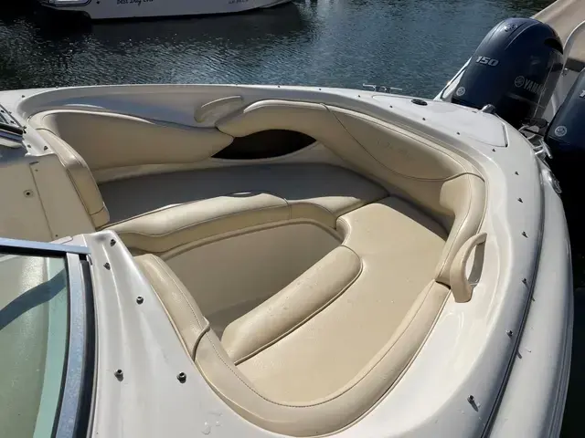 Sea Ray 210 Signature