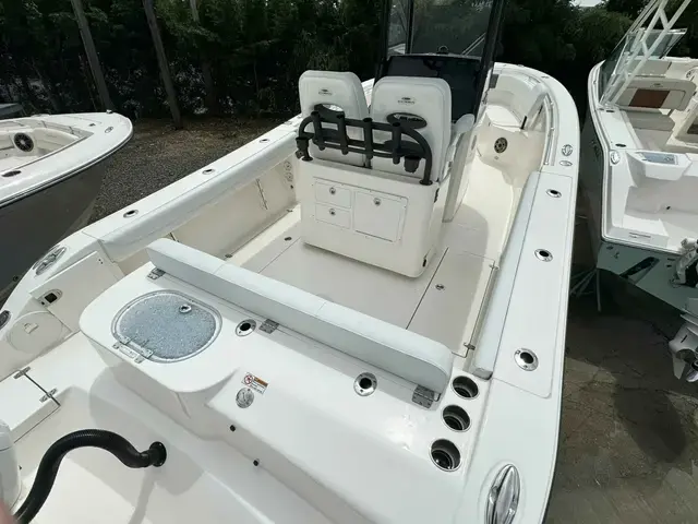 Cobia Boats 280 CC