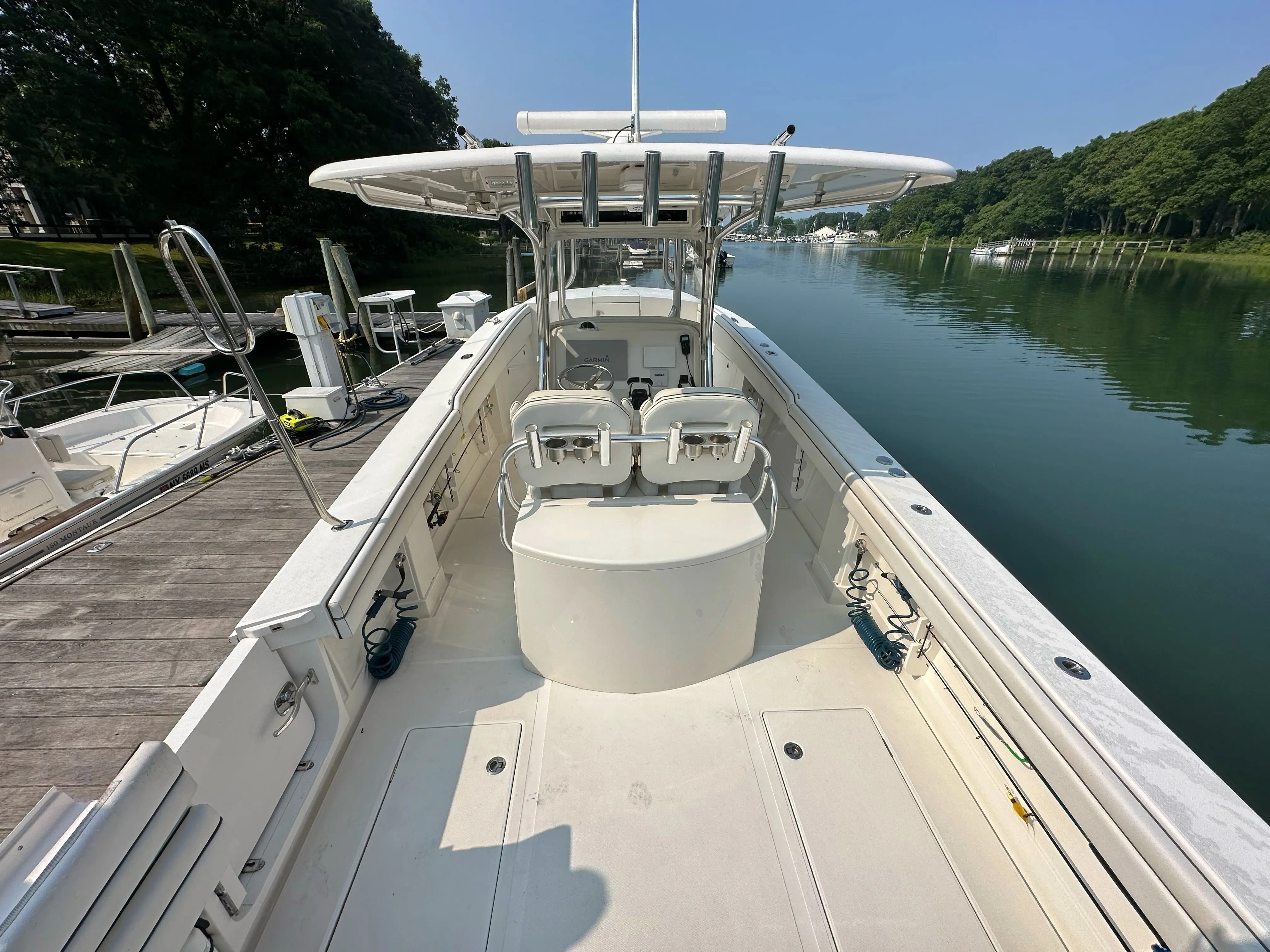 2018 Jupiter 38 cuddy