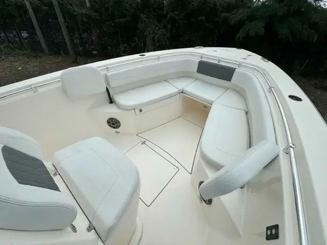 Cobia Boats 280 CC