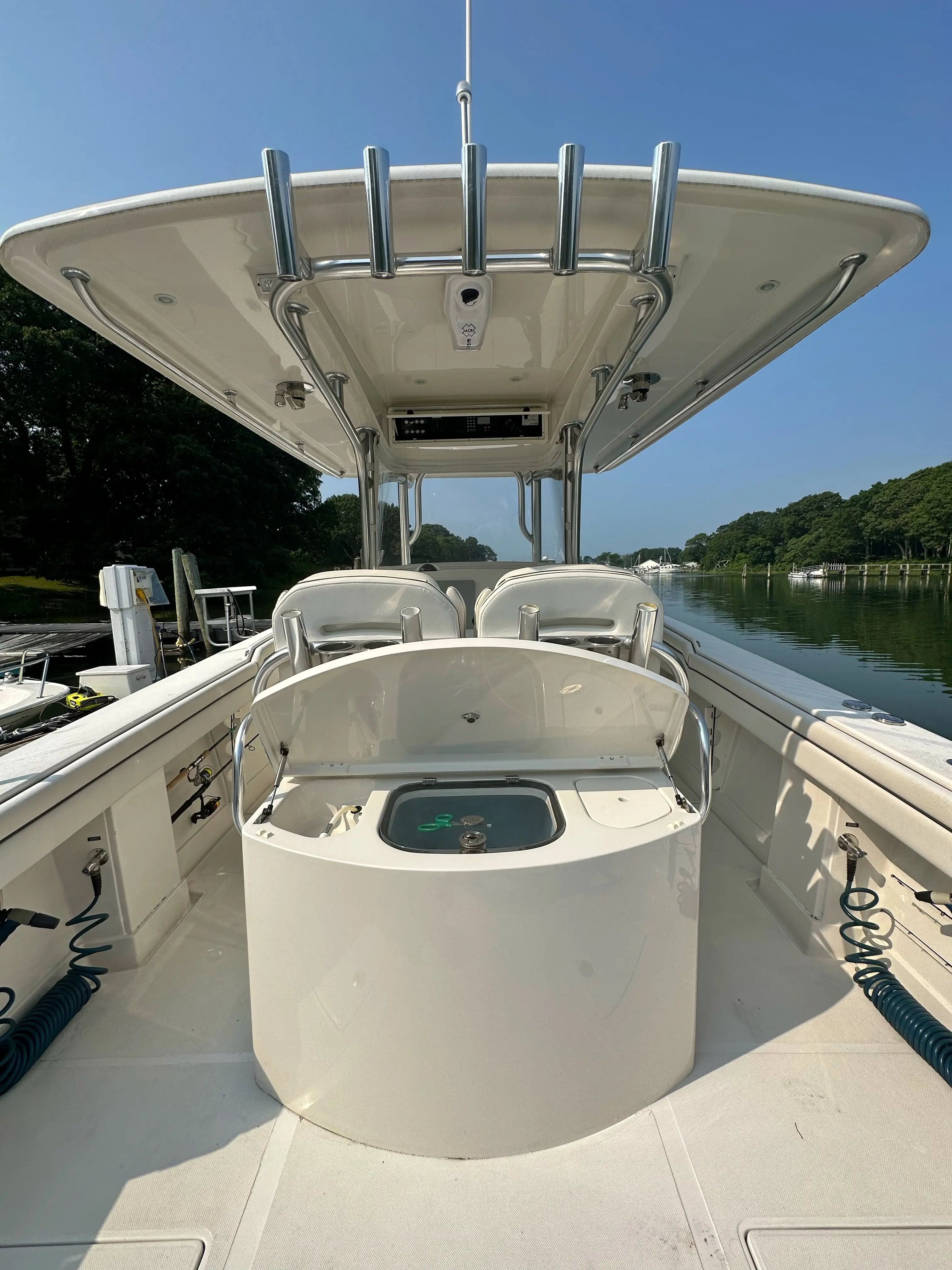 2018 Jupiter 38 cuddy