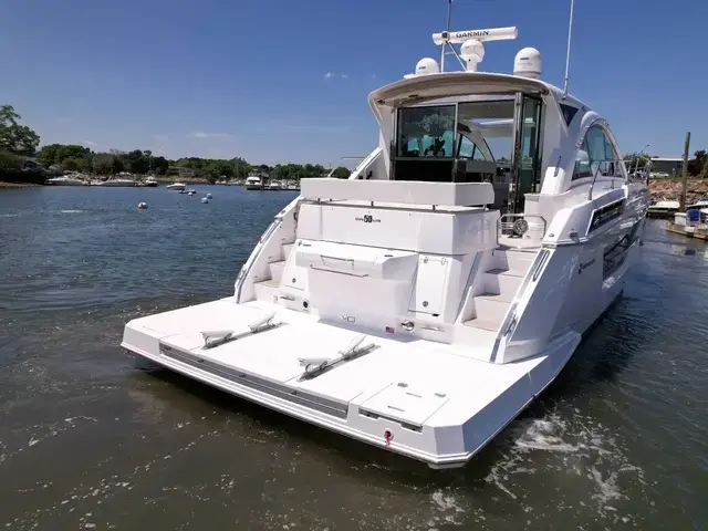 Cruisers Yachts 50 Cantius