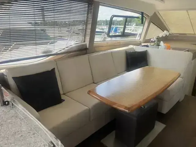 Sea Ray Sundancer 460