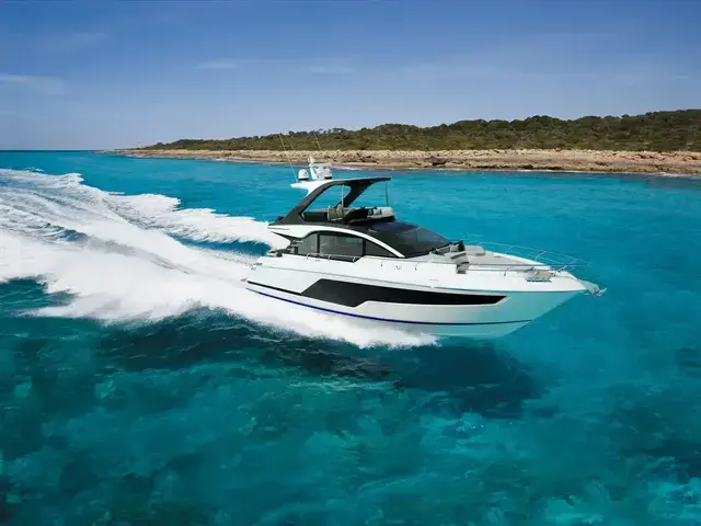 Fairline Squadron 58