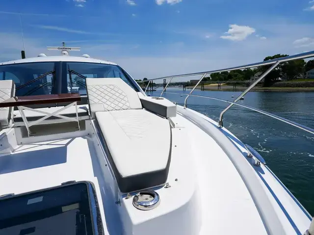 Cruisers Yachts 50 Cantius