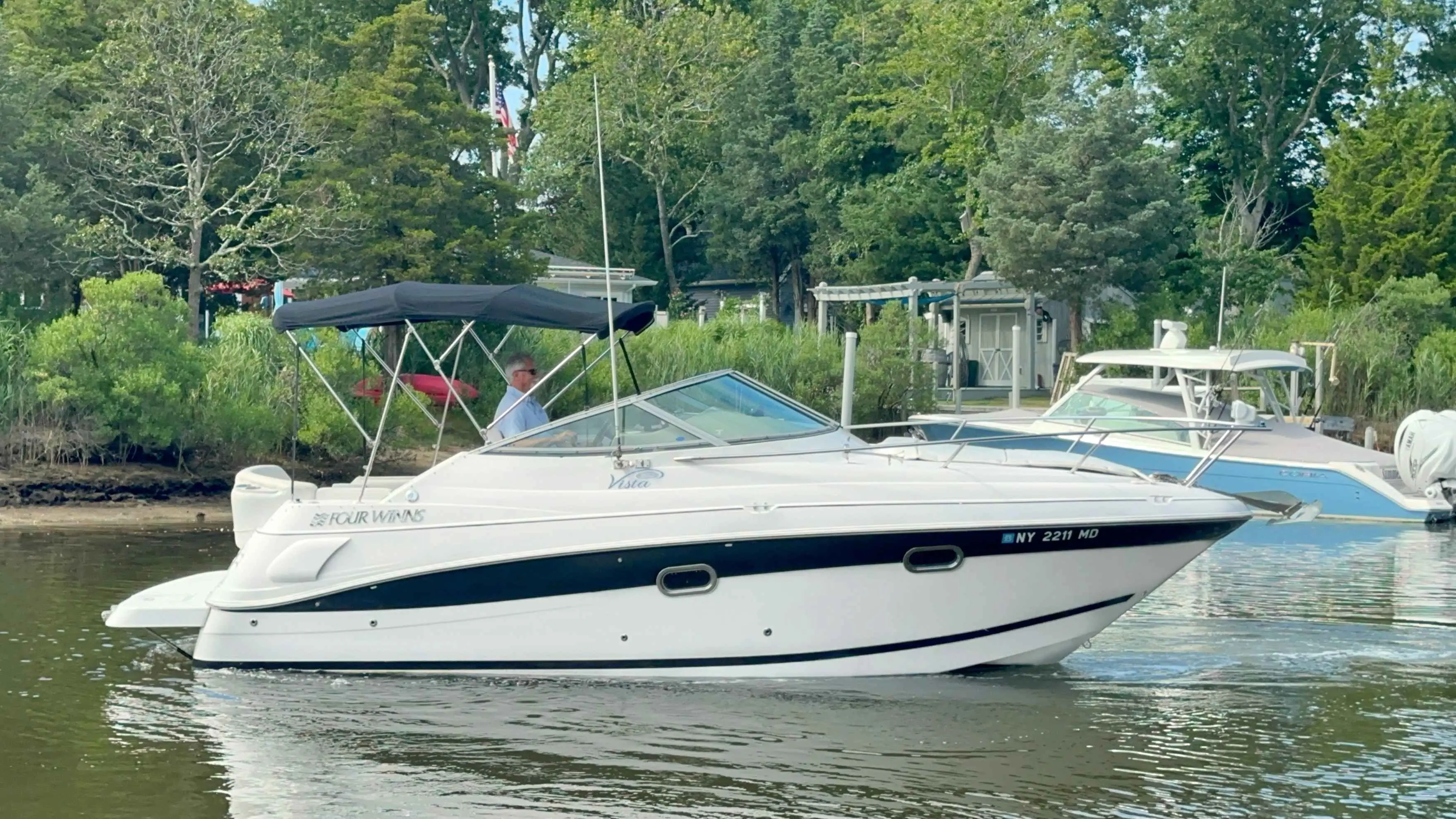 2006 Four Winns 248 vista