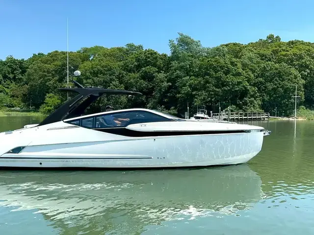 Fairline F Line 33