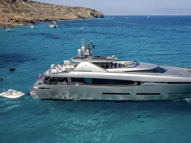 Peri yachts 37m