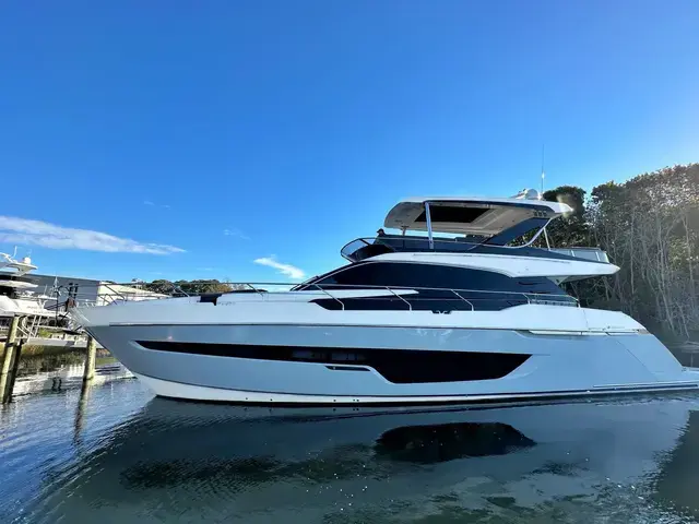 Fairline Squadron 68