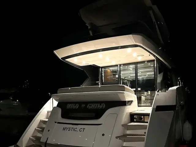 Fairline Squadron 68