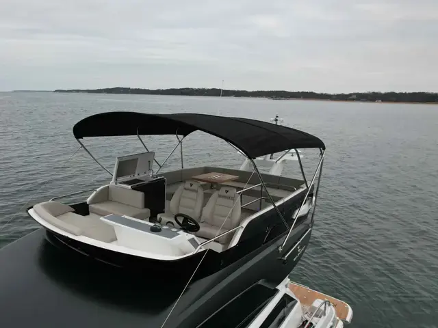 Fairline Squadron 50