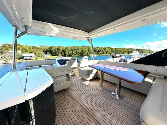 Fairline Squadron 68