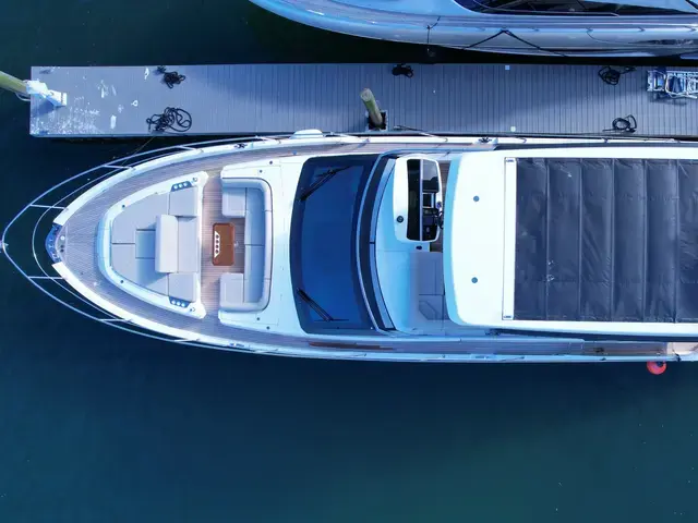 Fairline Squadron 68