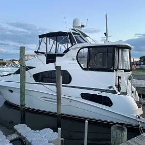 2005 Silverton 39 Motor Yacht