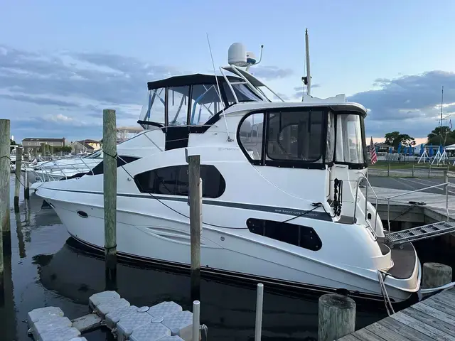 Silverton 39 Motor Yacht