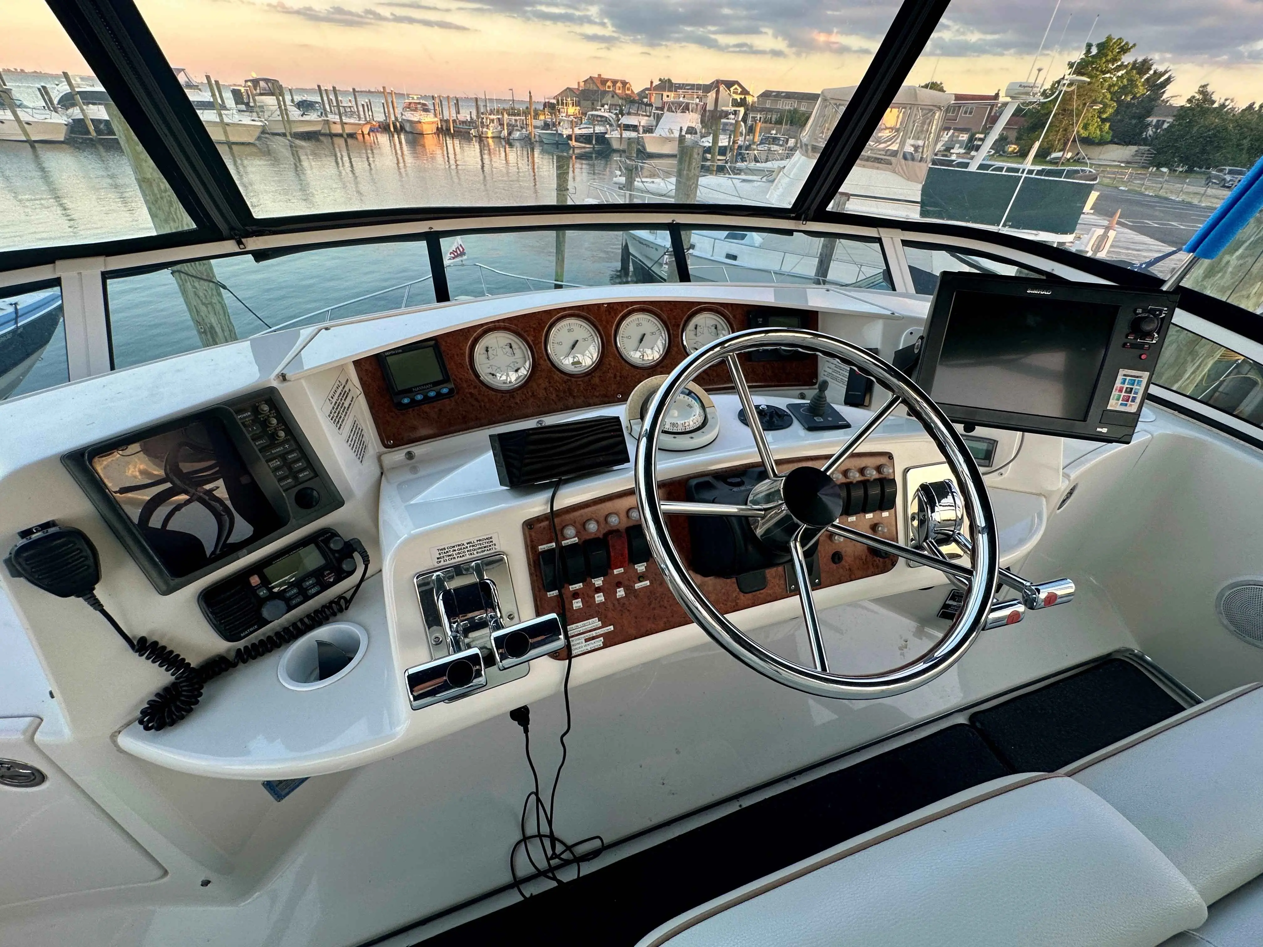 2005 Silverton 39 motor yacht