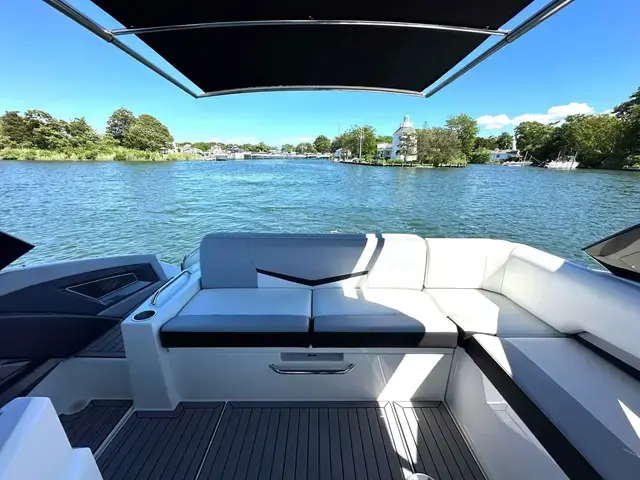 Cruisers Yachts 338