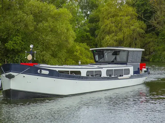 Tyler Wilson - Finesse Barge Bespoke 70' x 13' Brigantine