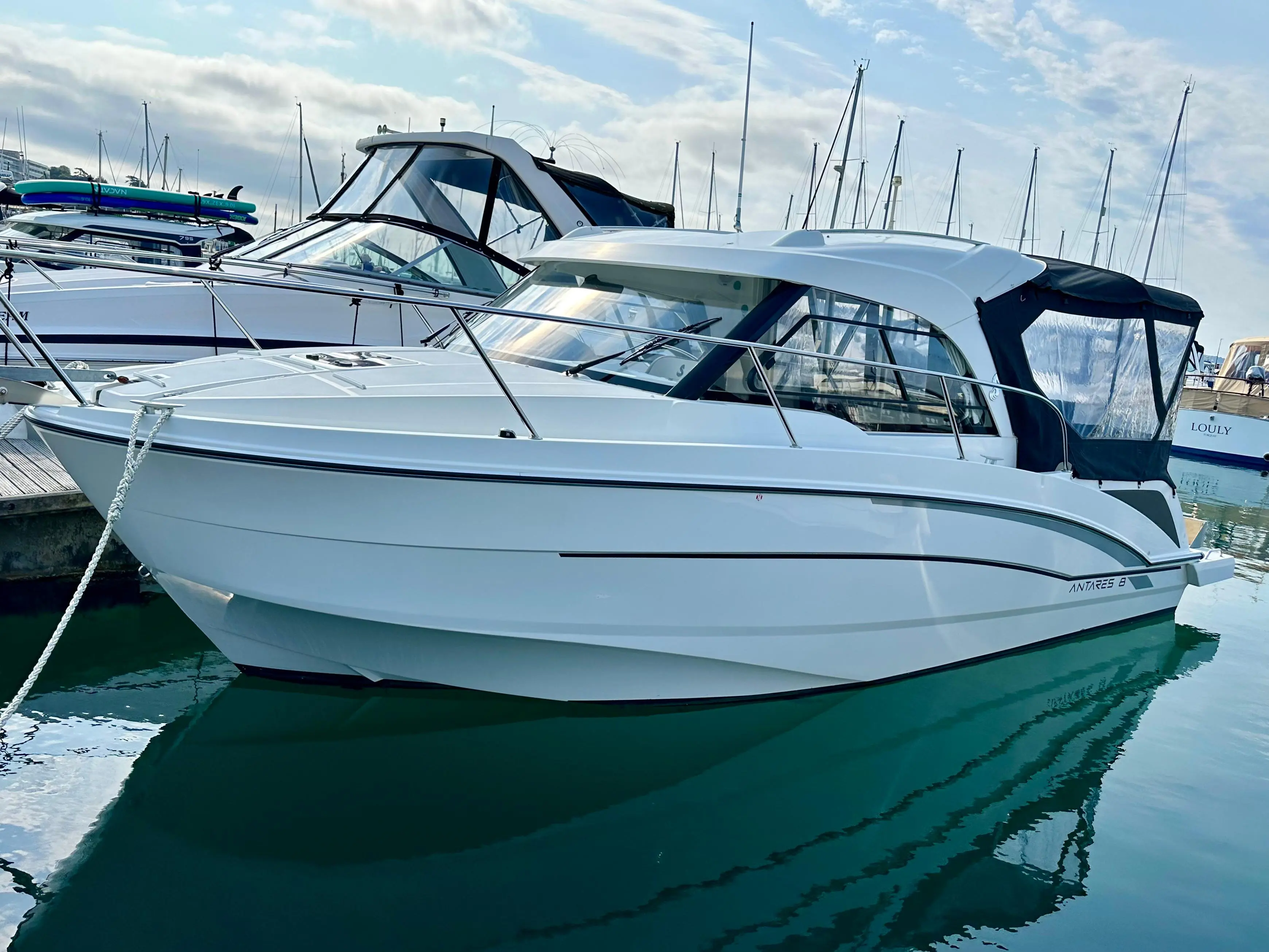 2019 Beneteau antares 8