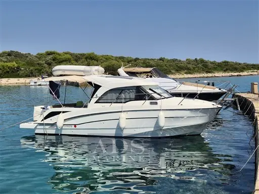 2019 Beneteau antares 8