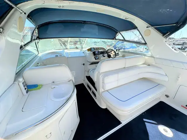 Sea Ray Sundancer 330