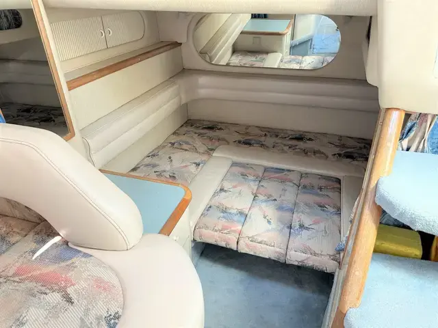 Sea Ray Sundancer 330