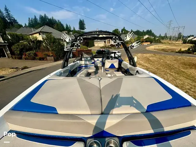 Malibu Wakesetter 23LSV