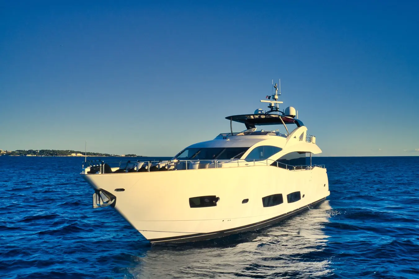 2014 Sunseeker 92