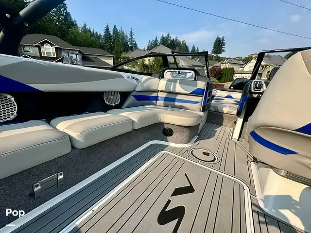 Malibu Wakesetter 23LSV