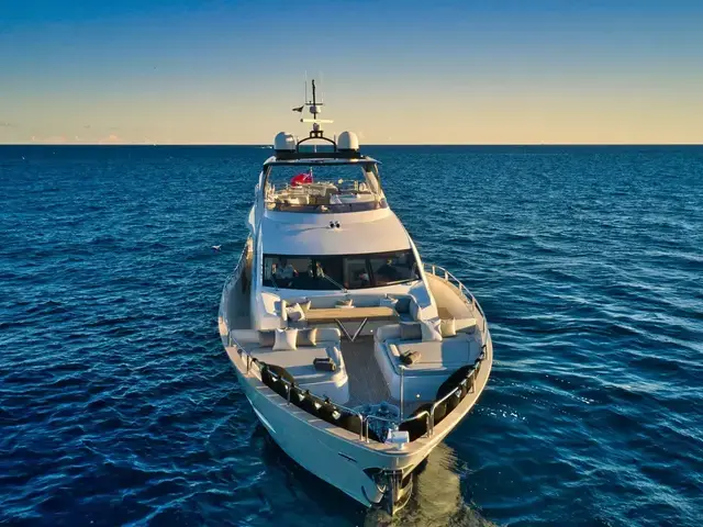 Sunseeker 92