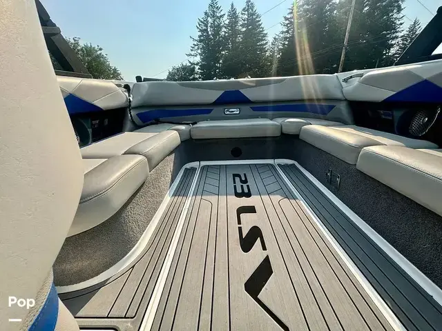 Malibu Wakesetter 23LSV